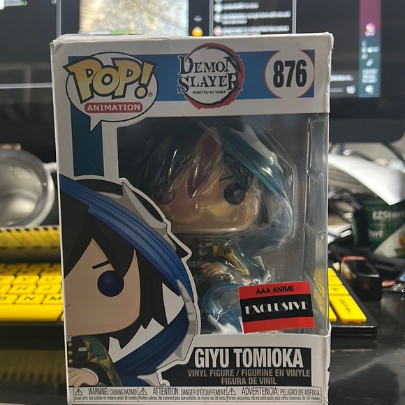 NIB Funko Pop Animation Demon Slayer Giyu Tomioka #876 AAA Exclusive. - Picture 1 of 5